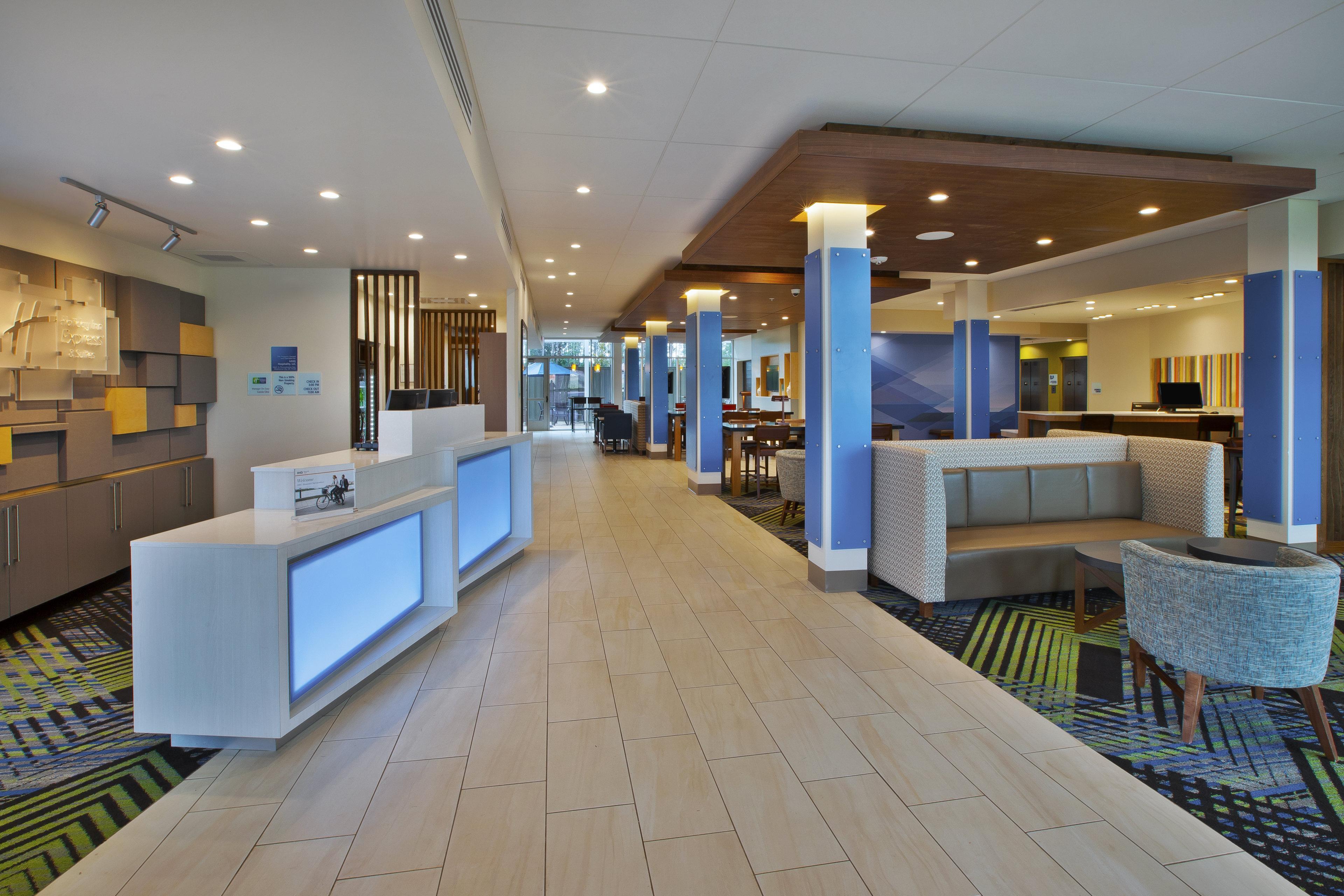 Holiday Inn Express And Suites South Hill By Ihg Exterior photo